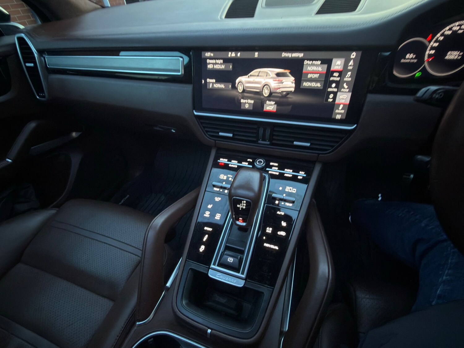 Used Porsche Cayenne 2019 for sale - 77674889: Photo 11