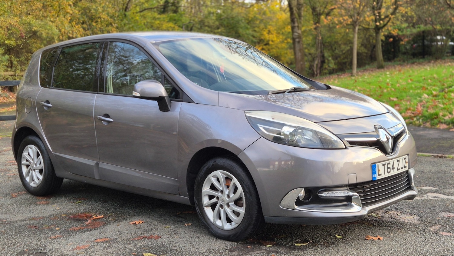 Used Renault Scenic 2014 for sale - 76461284: Photo 1