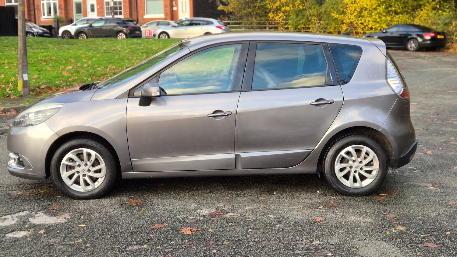 Used Renault Scenic 2014 for sale - 76461284: Photo 4