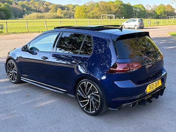 Used Volkswagen Golf 2018 for sale - 78520301: Photo