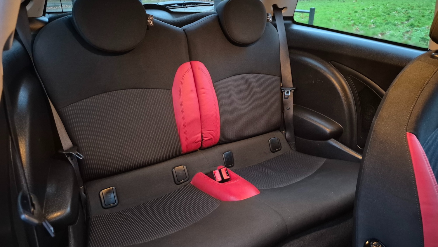 Used MINI Hatch 2010 for sale - 76750190: Photo 9