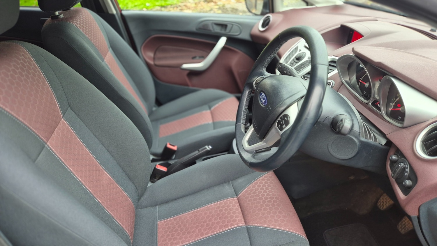 Used Ford Fiesta 2009 for sale - 76301997: Photo 10