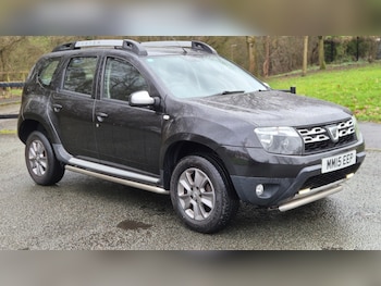 Used Dacia Duster 2015 for sale - 77689368: Photo