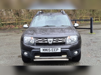 Used Dacia Duster 2015 for sale - 77689368: Photo