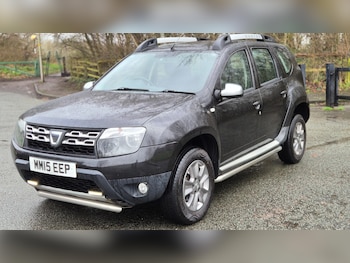 Used Dacia Duster 2015 for sale - 77689368: Photo