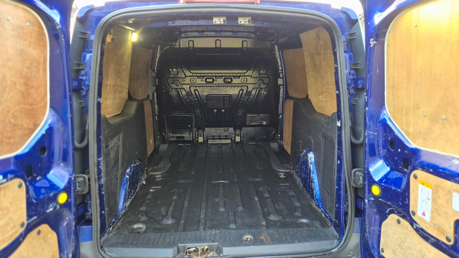 Used Ford Transit Connect 2014 for sale - 78085027: Photo 11