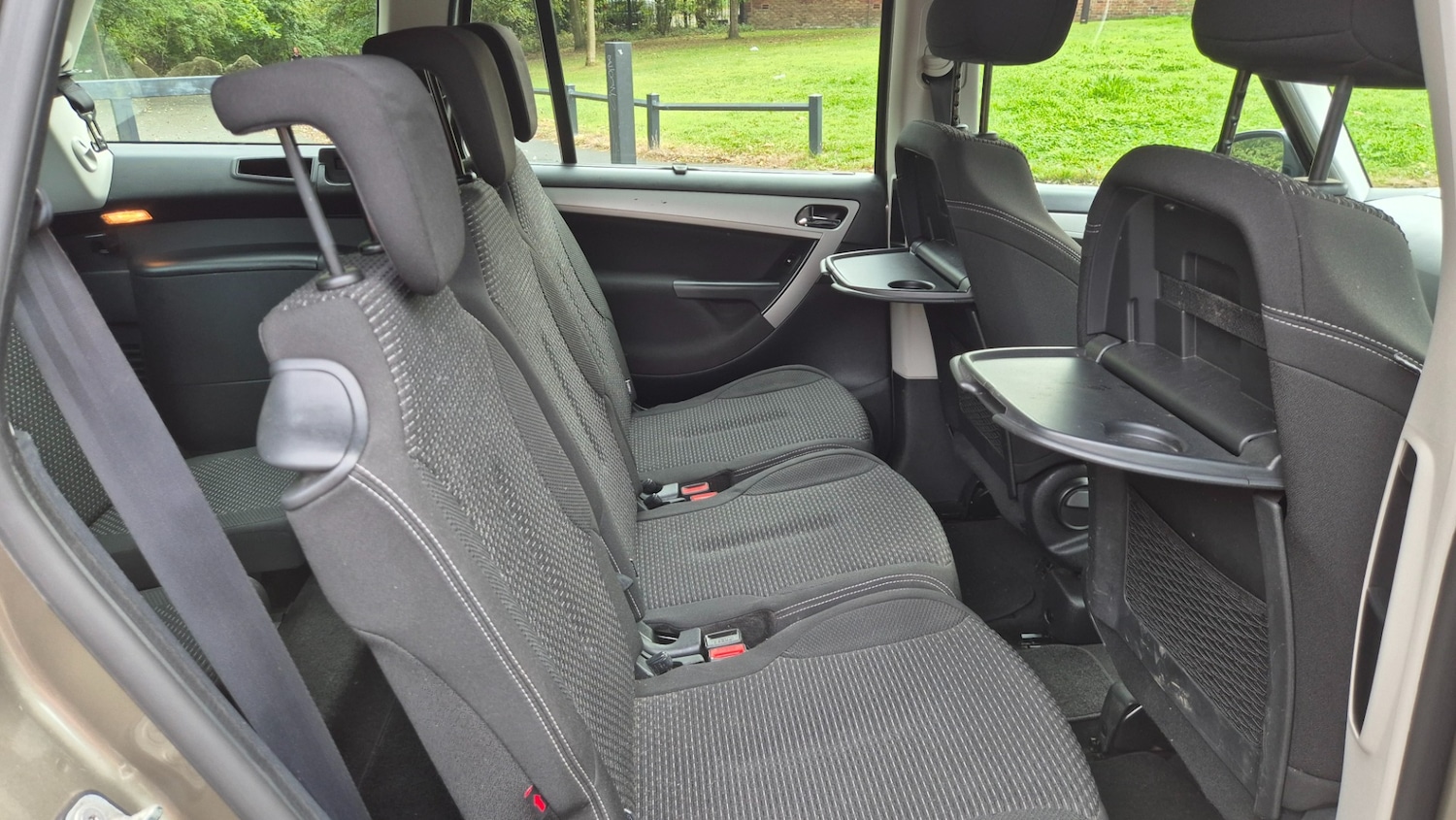 Used Citroen C4 Grand Picasso 2011 for sale - 76143450: Photo 11