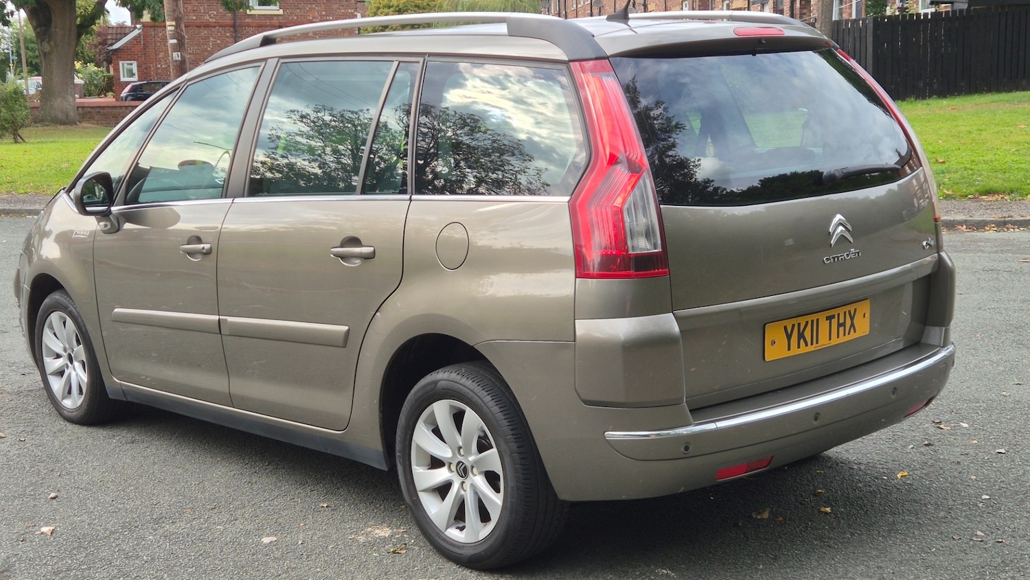 Used Citroen C4 Grand Picasso 2011 for sale - 76143450: Photo 8