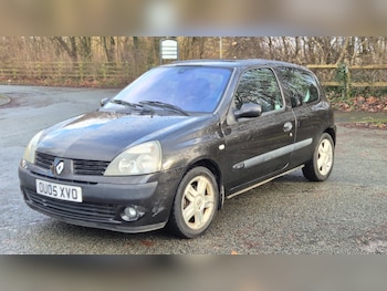 Used Renault Clio 2005 for sale - 77137904: Photo