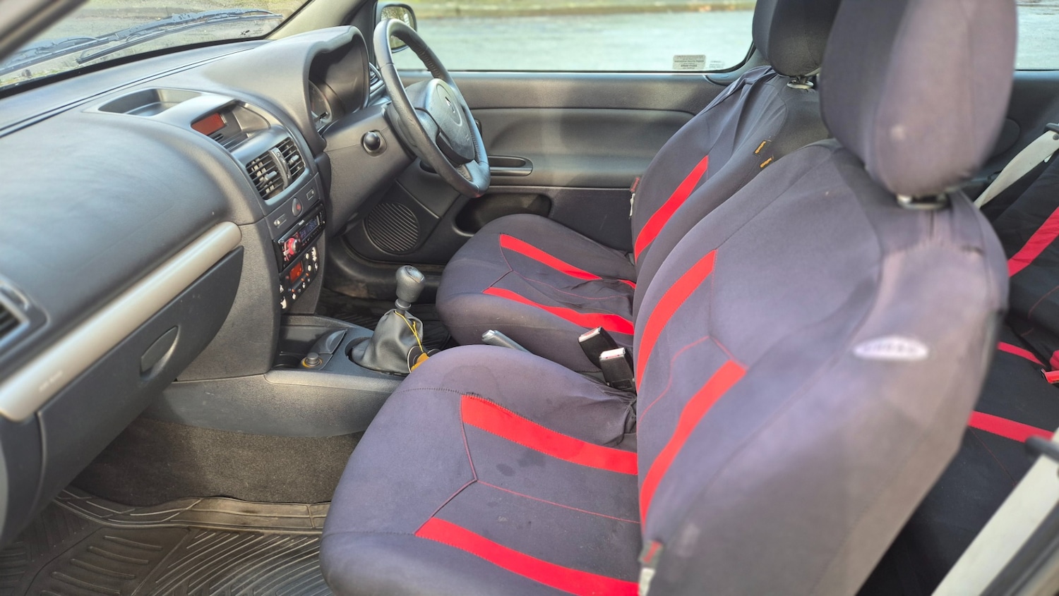 Used Renault Clio 2005 for sale - 77137904: Photo 9