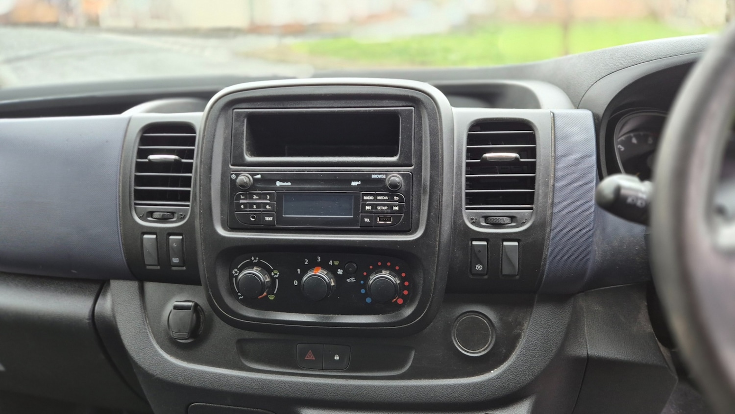 Used Vauxhall Vivaro 2016 for sale - 77689599: Photo 17