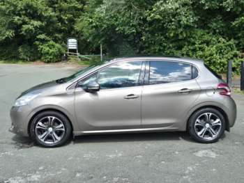 Used Peugeot 208 2013 for sale - 75101131: Photo