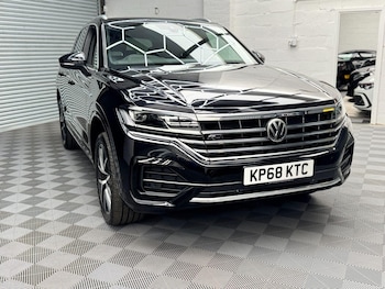 Used Volkswagen Touareg 2018 for sale - 78807090: Photo