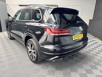 Used Volkswagen Touareg 2018 for sale - 78807090: Photo