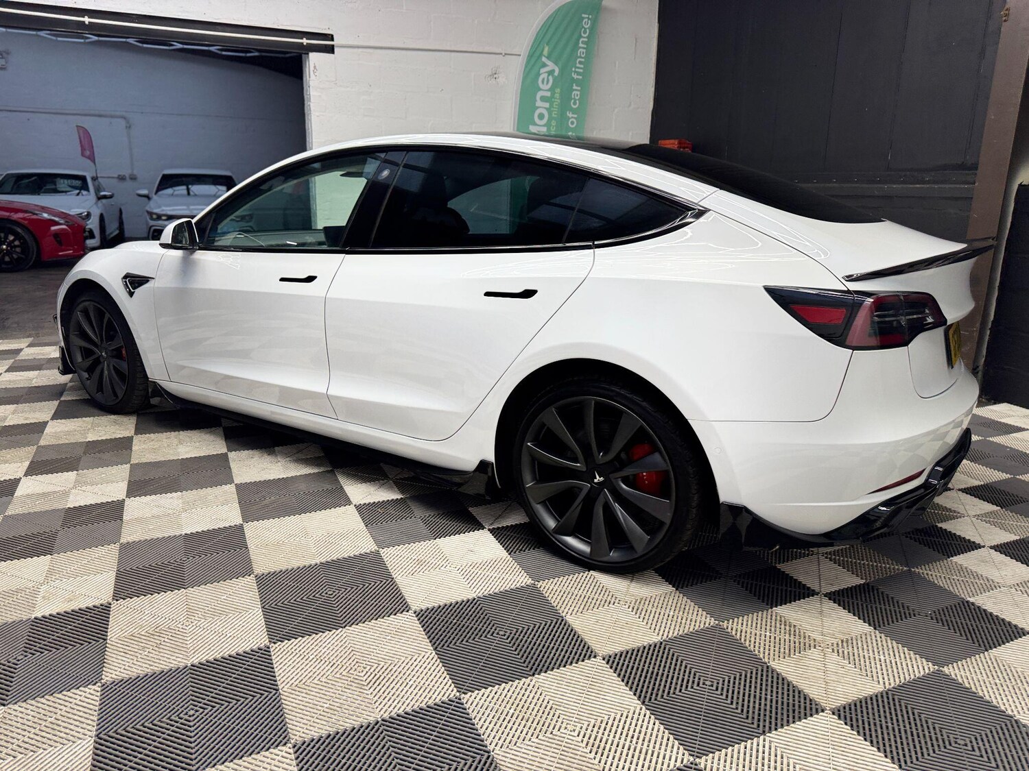 Used Tesla Model 3 2020 for sale - 77611625: Photo 15
