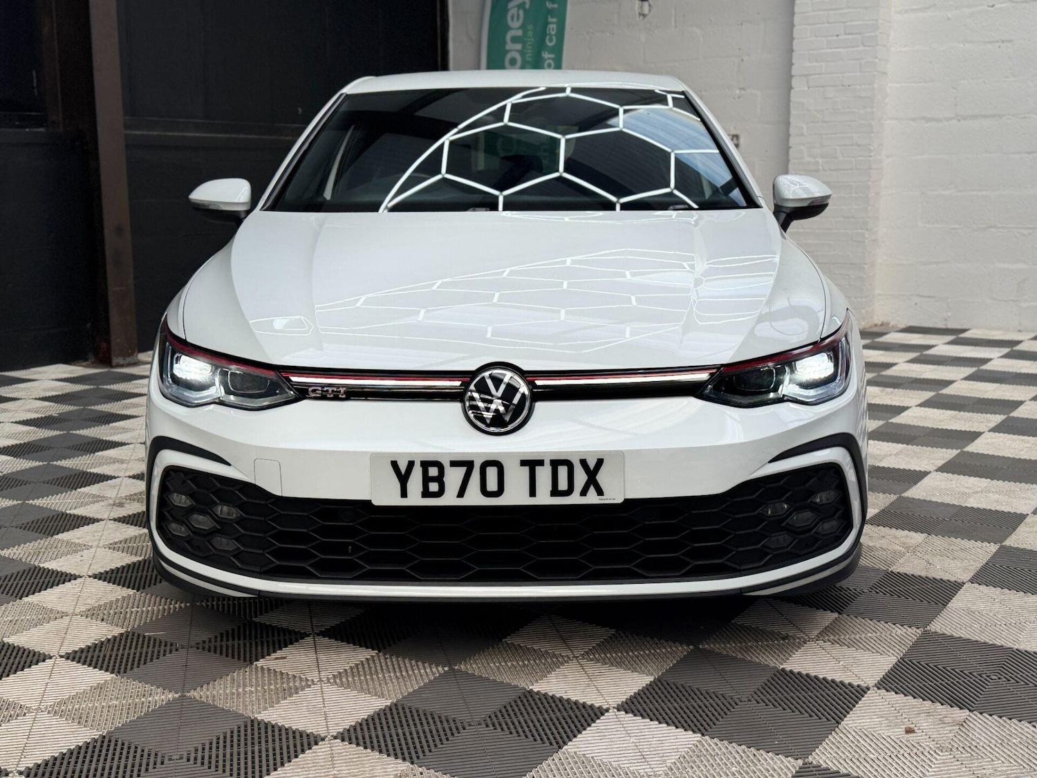 Used Volkswagen Golf 2020 for sale - 77878008: Photo 2