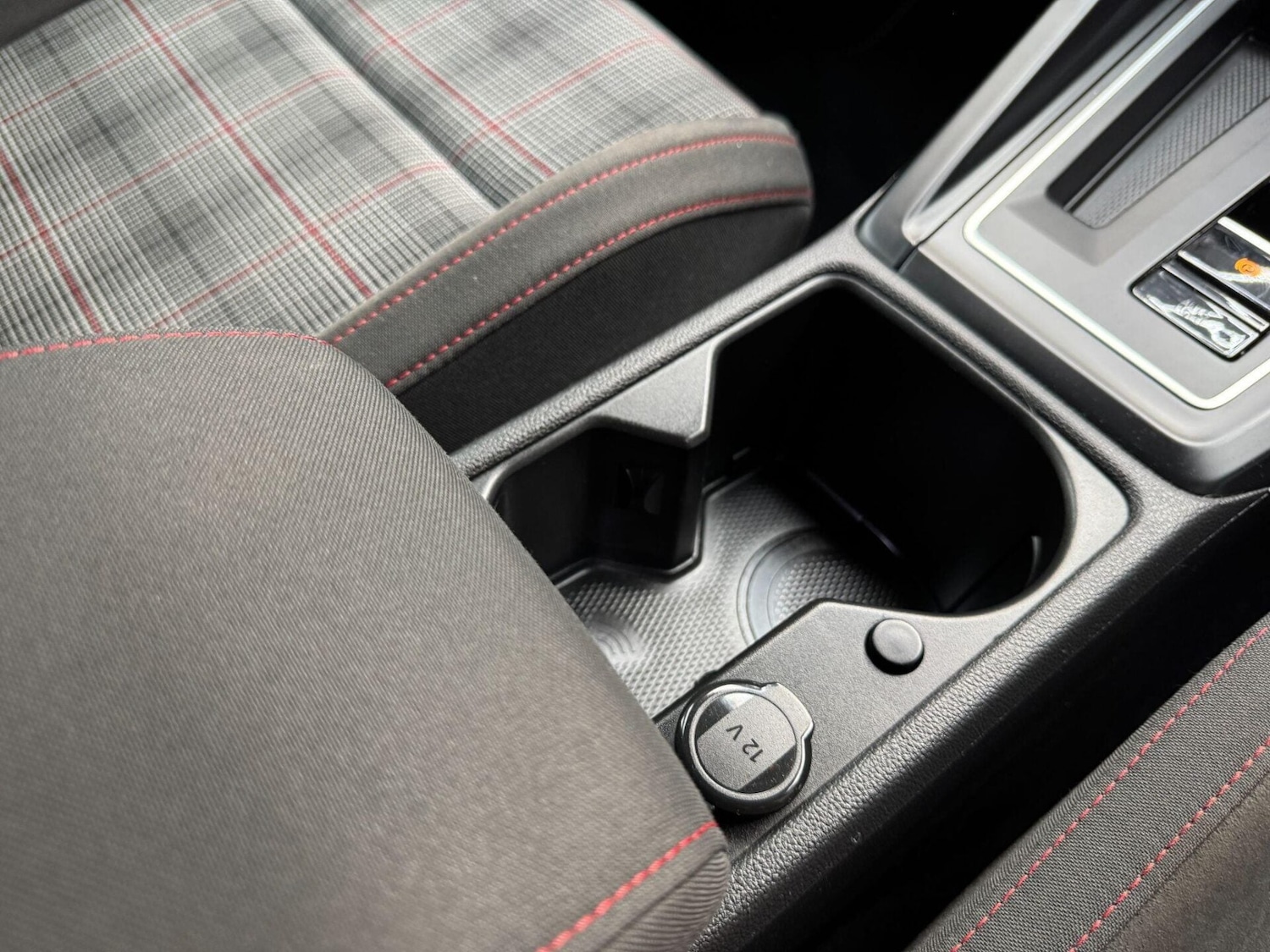 Used Volkswagen Golf 2020 for sale - 77878008: Photo 20