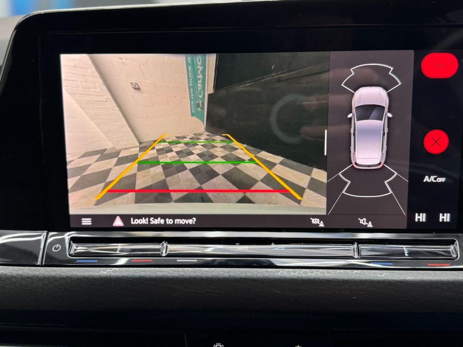 Used Volkswagen Golf 2020 for sale - 77878008: Photo 37