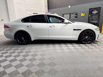 Used Jaguar XF 2015 for sale - 79693202: Photo
