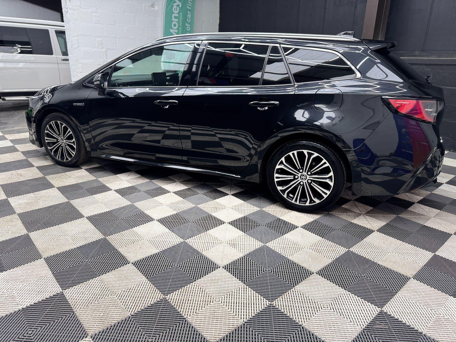 Used Toyota Corolla 2021 for sale - 77657636: Photo 44