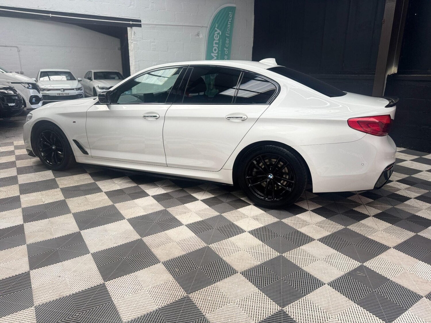 Used BMW 5 Series 2018 for sale - 77878040: Photo 14