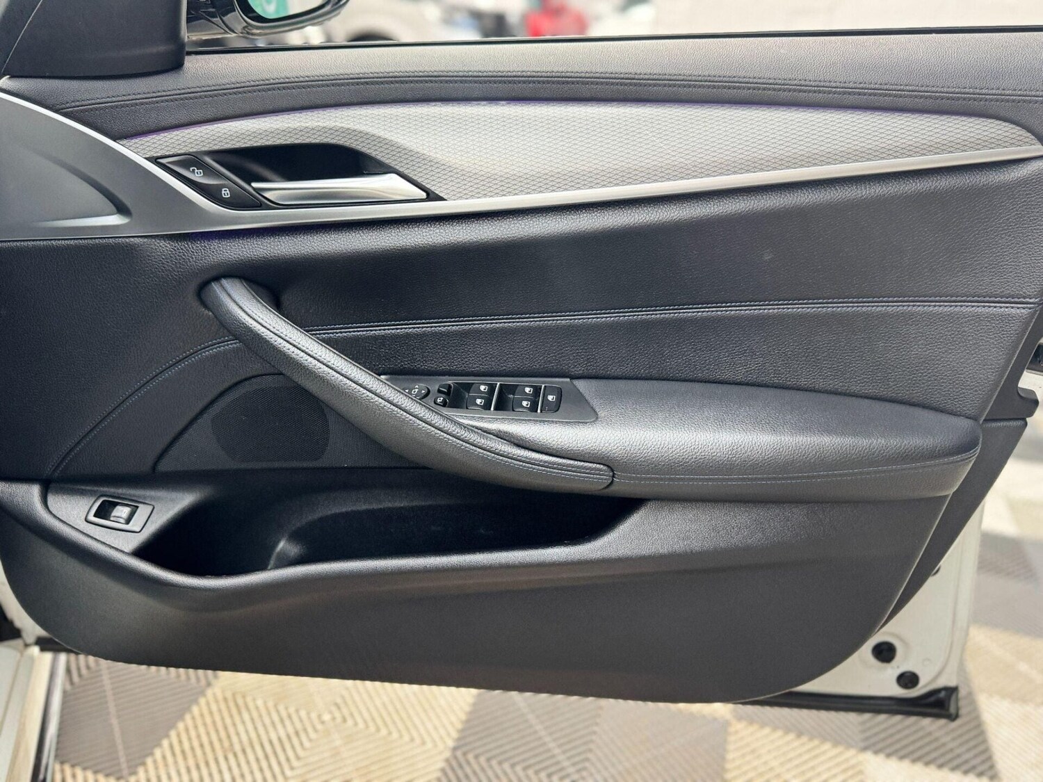 Used BMW 5 Series 2018 for sale - 77878040: Photo 28