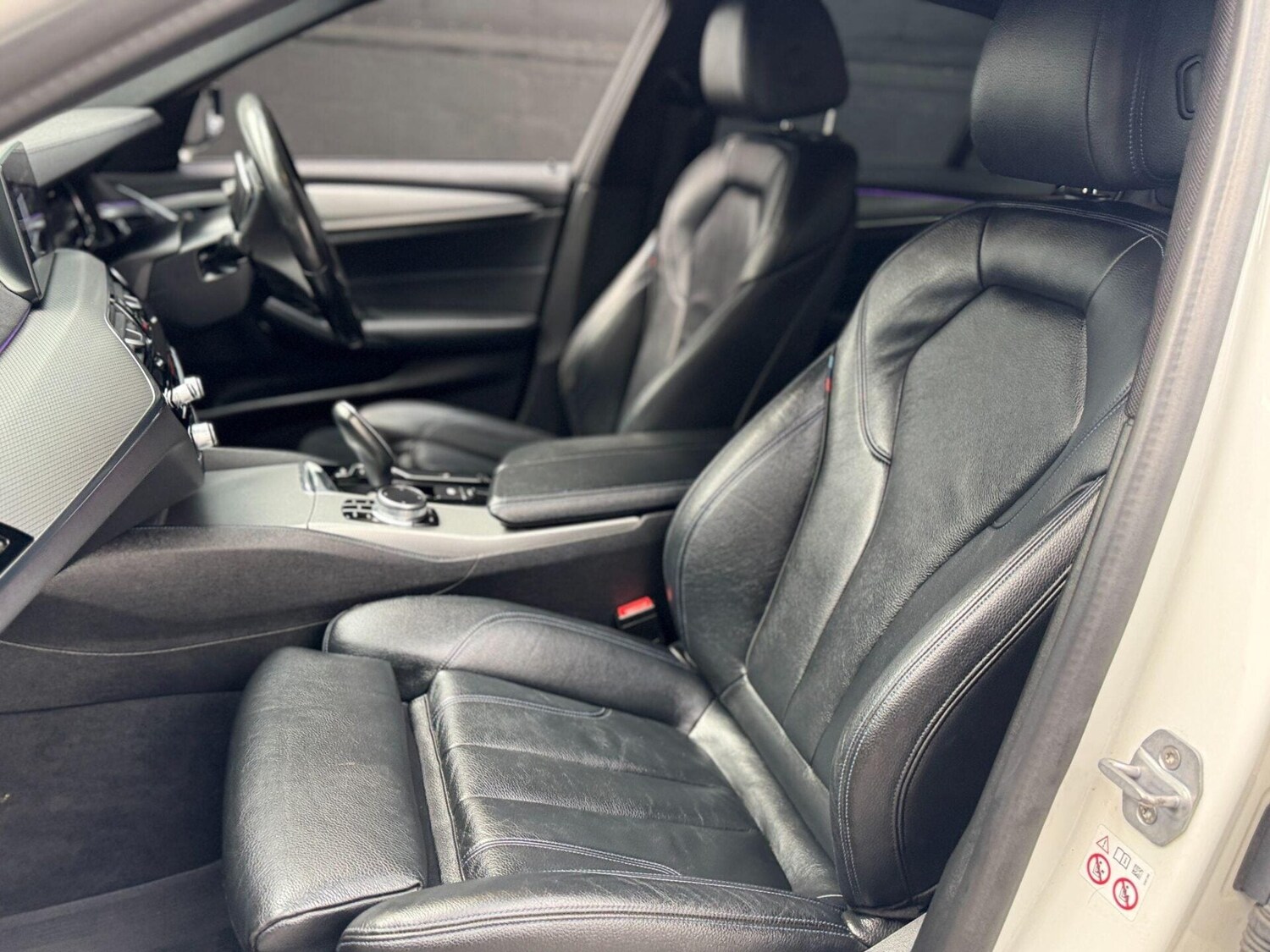 Used BMW 5 Series 2018 for sale - 77878040: Photo 38