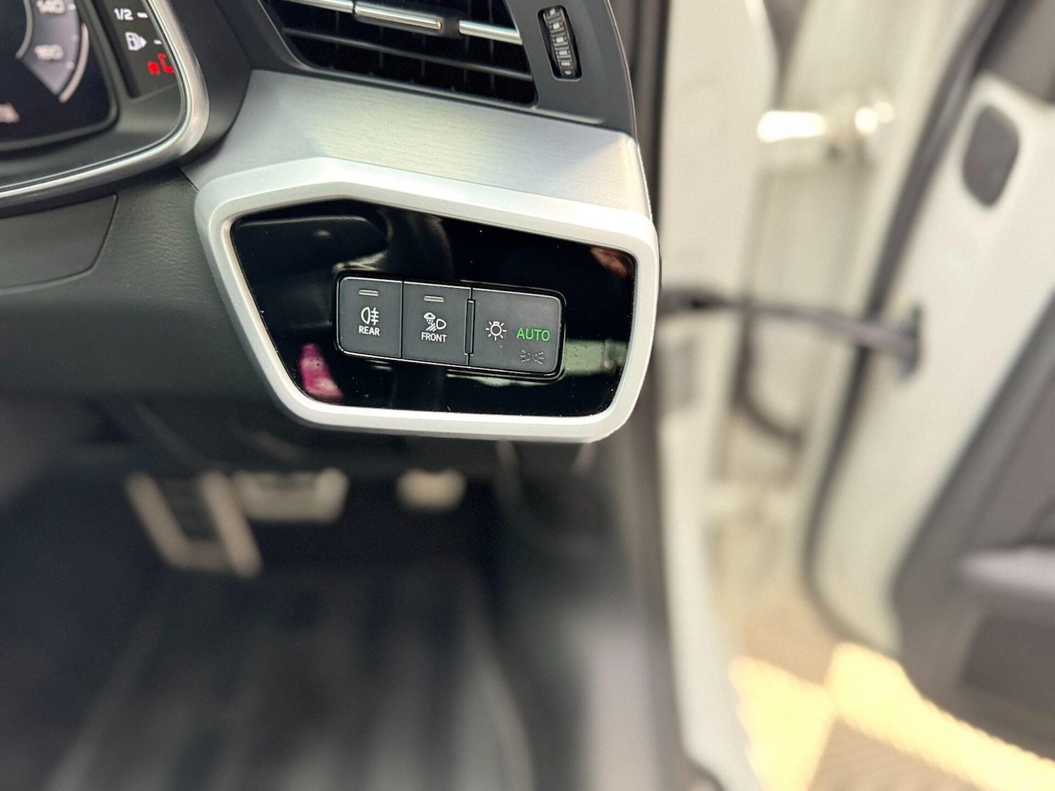 Used Audi A6 2018 for sale - 77878045: Photo 33