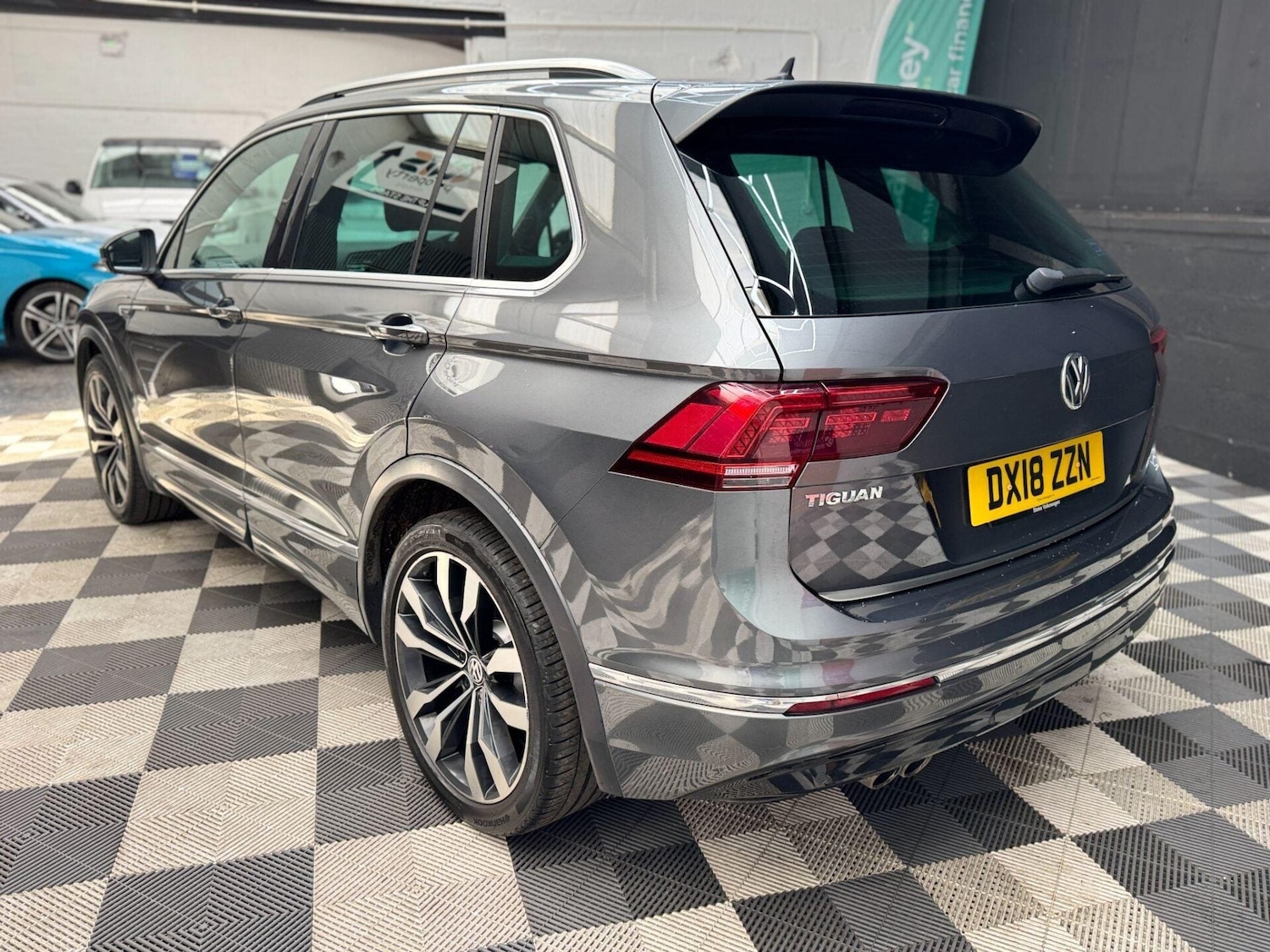 Used Volkswagen Tiguan 2018 for sale - 77878053: Photo 4