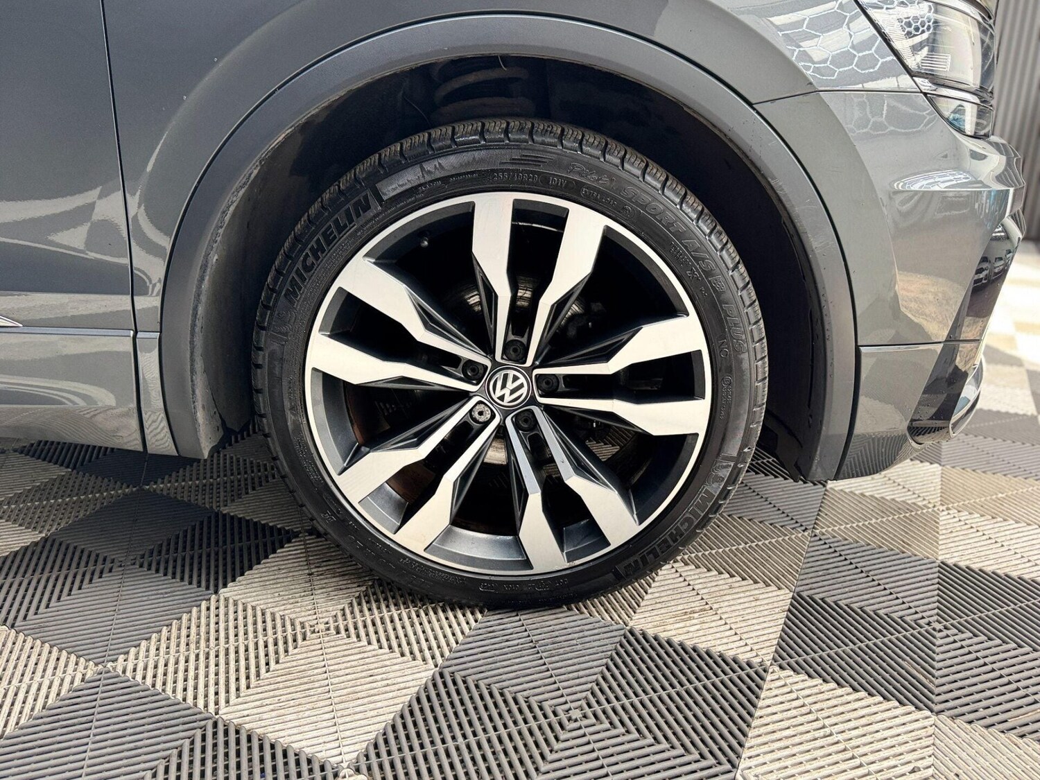 Used Volkswagen Tiguan 2018 for sale - 77878053: Photo 40