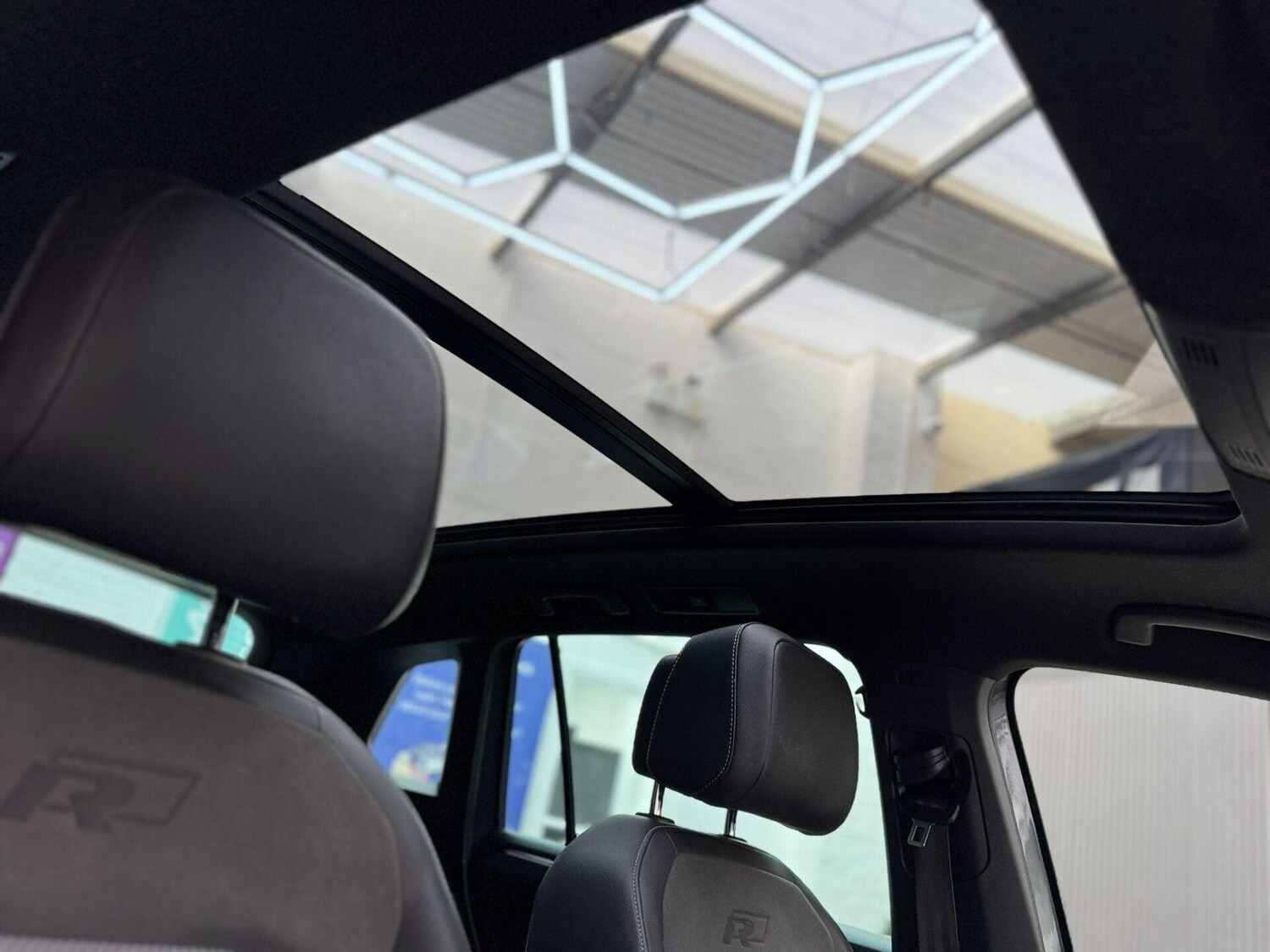 Used Volkswagen Tiguan 2018 for sale - 77878053: Photo 46