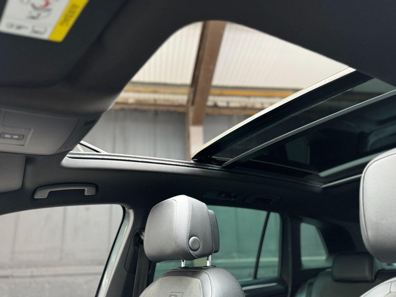 Used Volkswagen Tiguan 2018 for sale - 77878053: Photo 56