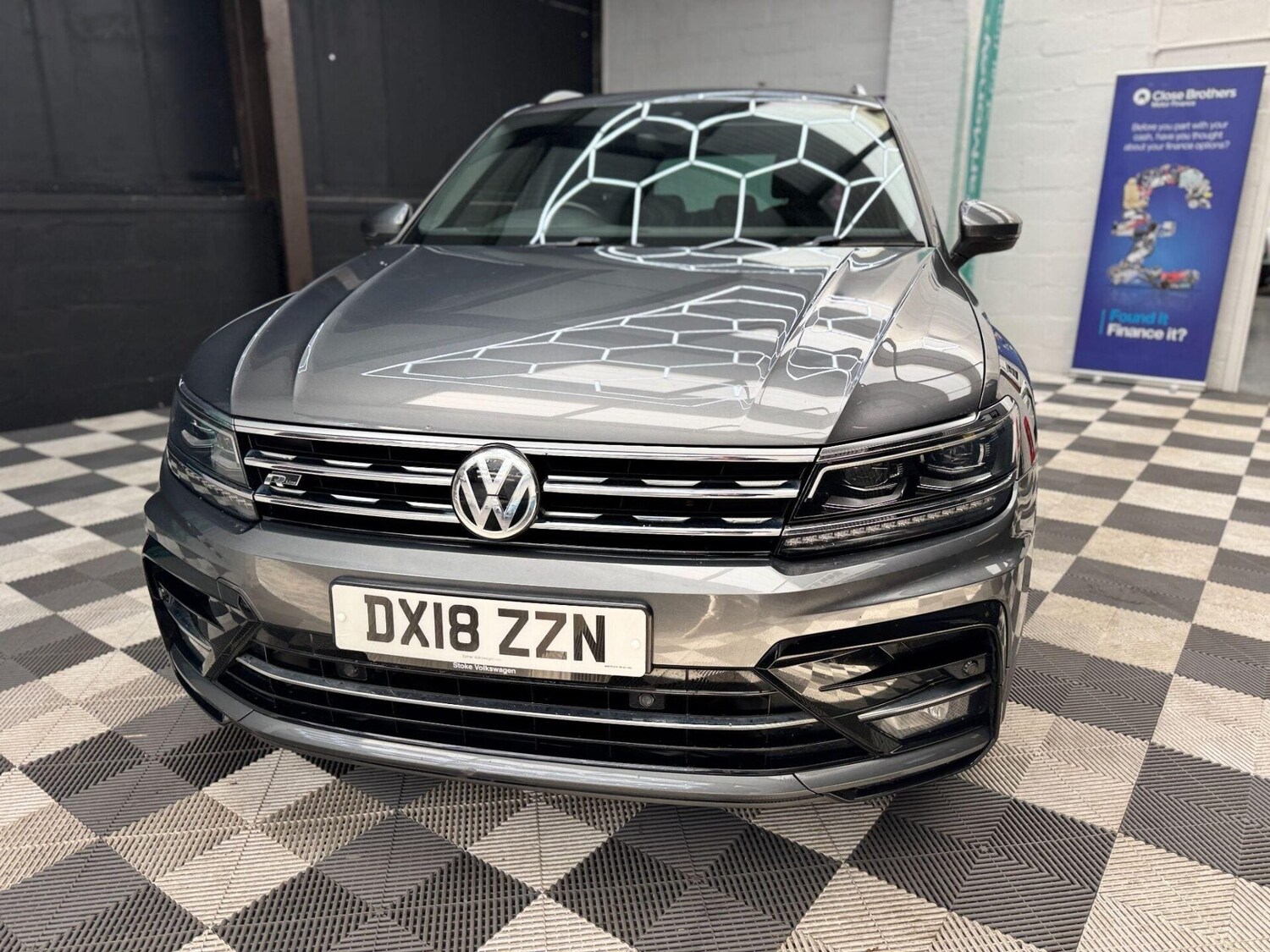 Used Volkswagen Tiguan 2018 for sale - 77878053: Photo 8