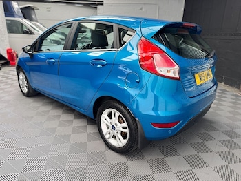 Used Ford Fiesta 2016 for sale - 79528055: Photo