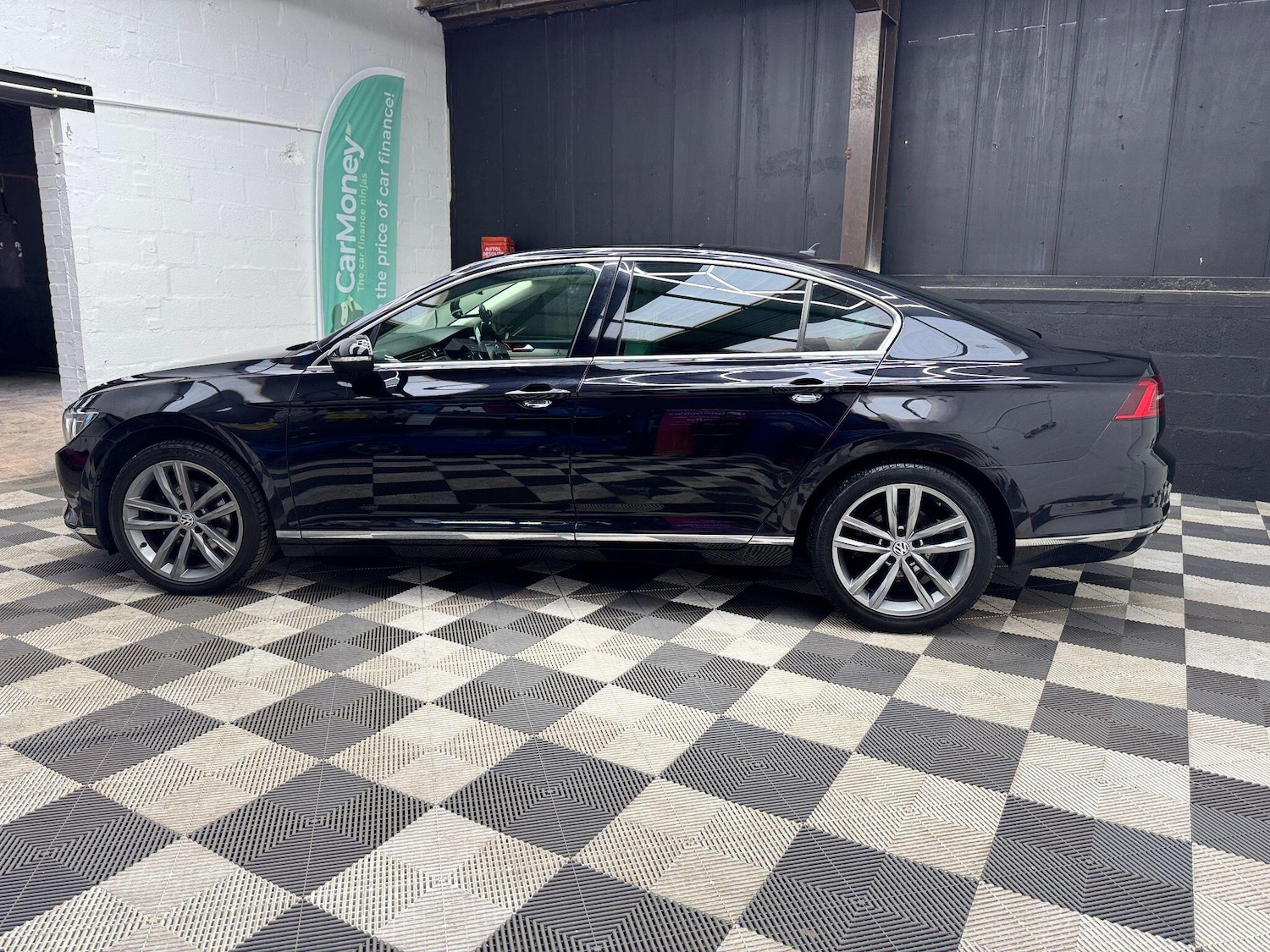 Used Volkswagen Passat 2017 for sale - 77611427: Photo 13