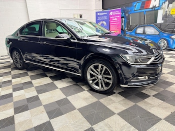 Used Volkswagen Passat 2017 for sale - 77611427: Photo