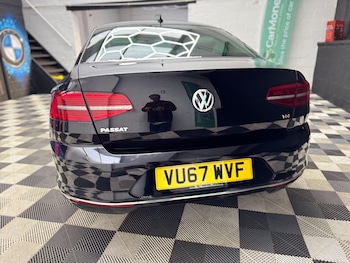 Used Volkswagen Passat 2017 for sale - 77611427: Photo