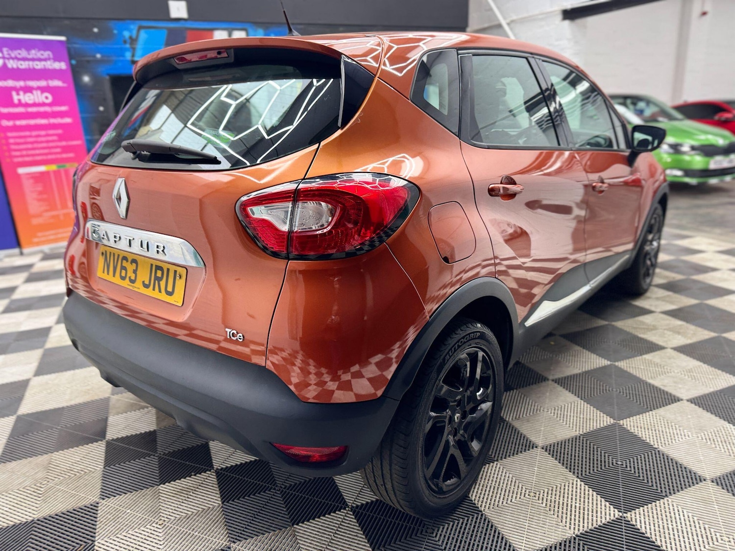 Used Renault Captur for sale - 77613053: Photo 26