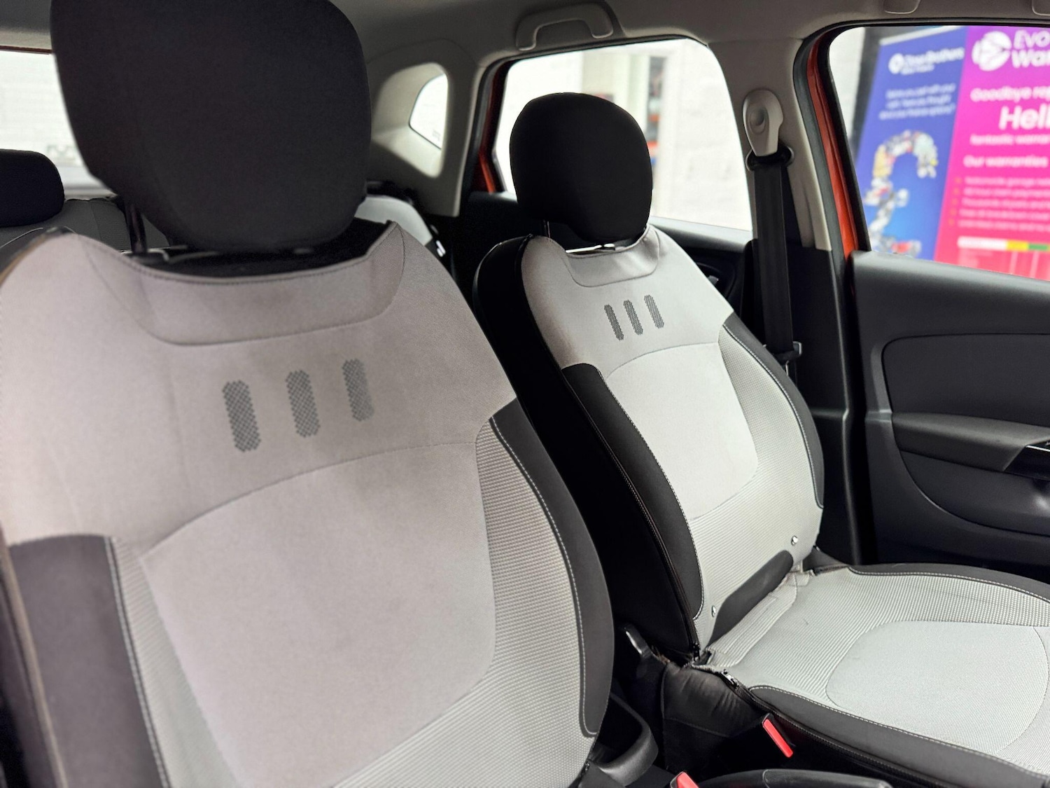 Used Renault Captur for sale - 77613053: Photo 30