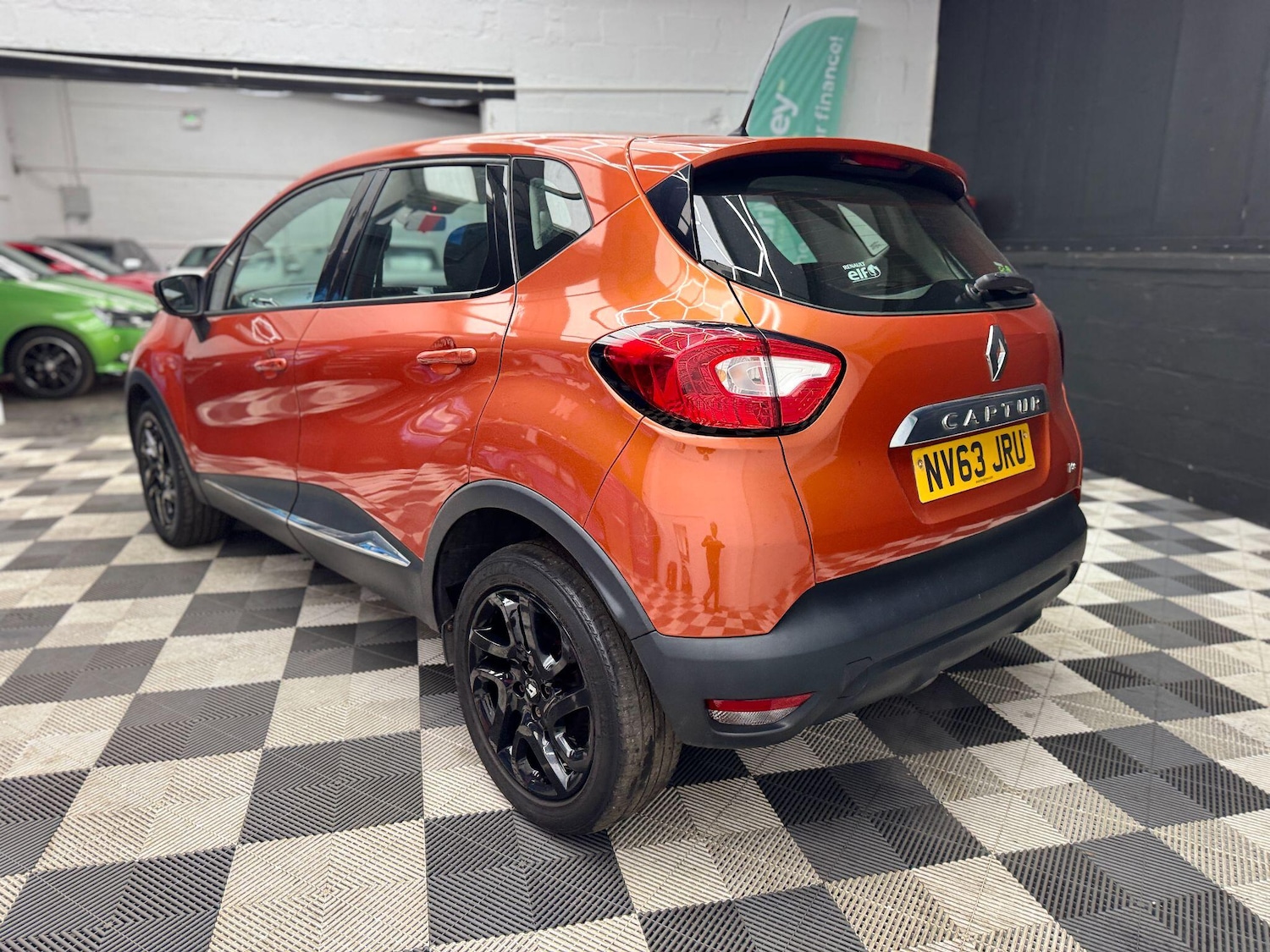 Used Renault Captur for sale - 77613053: Photo 5