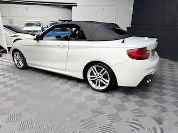 Used BMW 2 Series 2015 for sale - 79343975: Photo