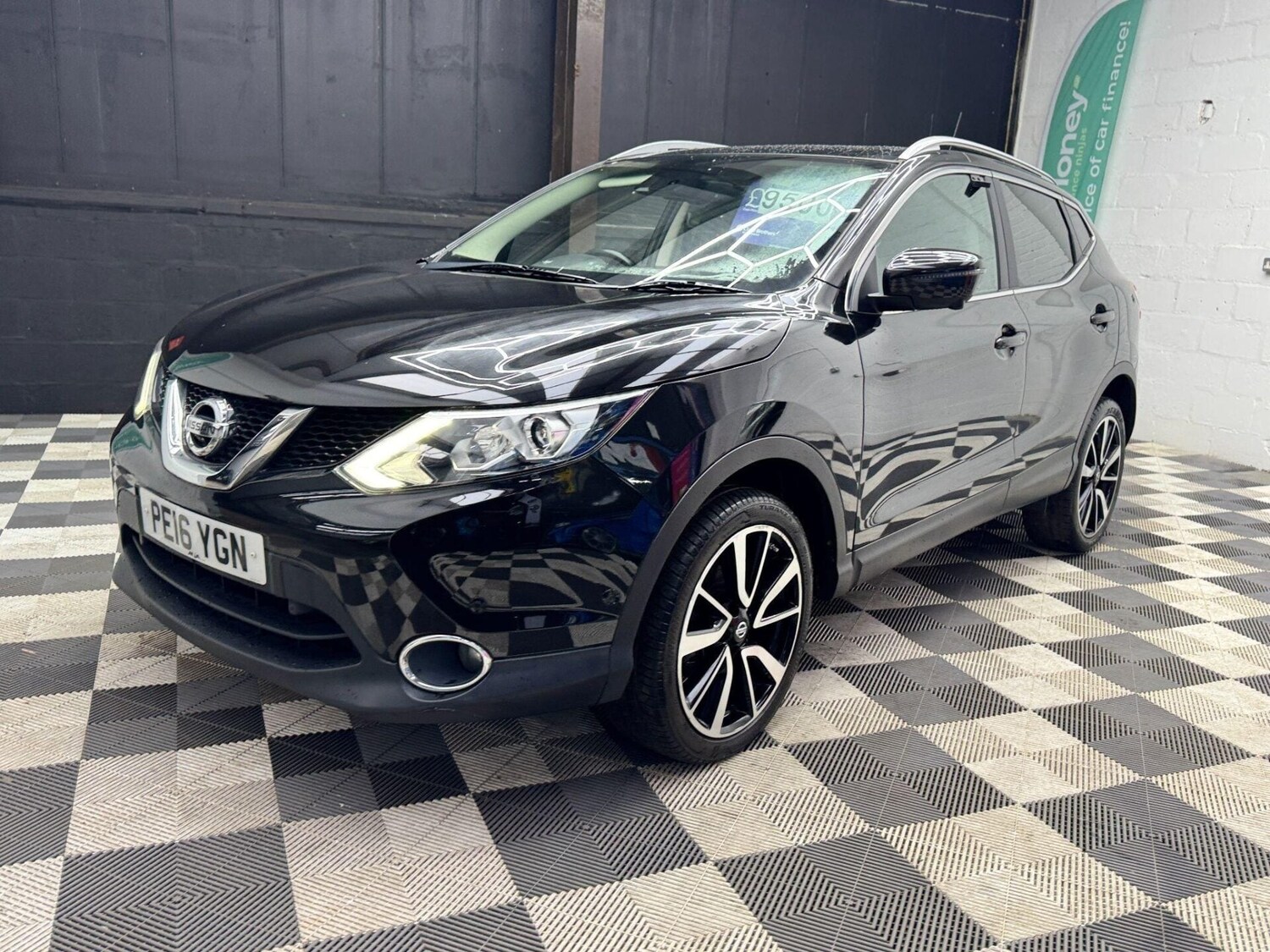 Used Nissan Qashqai 2016 for sale - 77878005: Photo 11