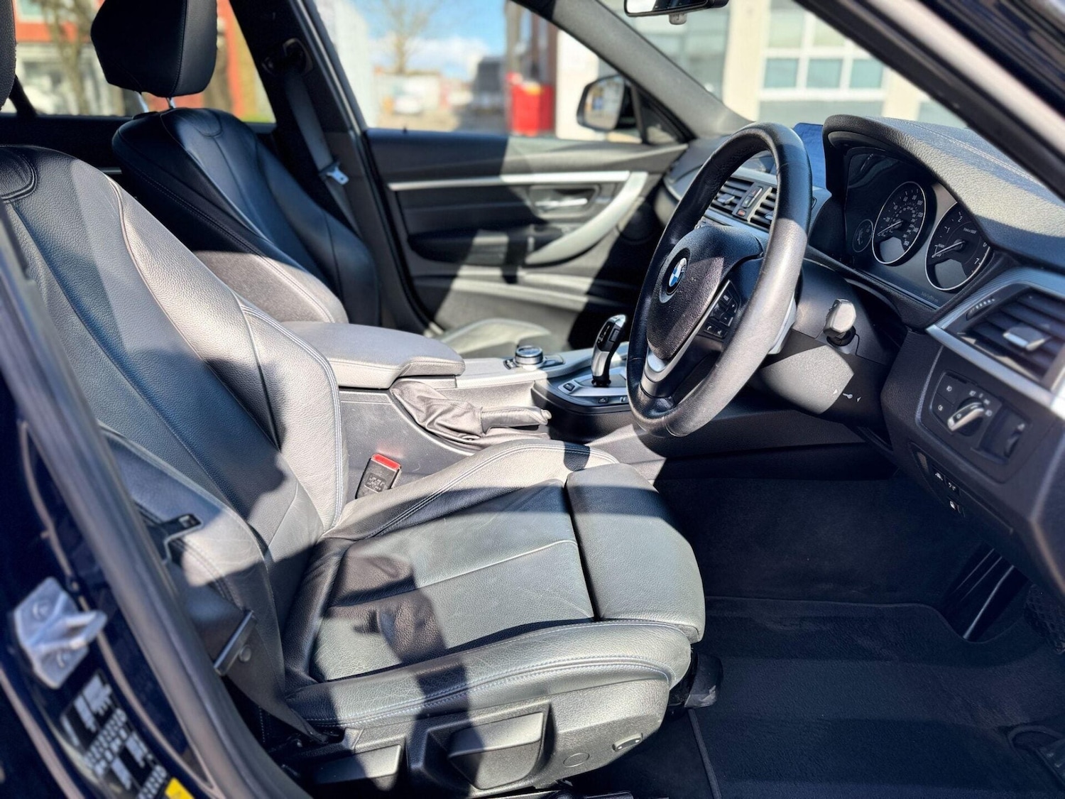 Used BMW 3 Series 2017 for sale - 77931017: Photo 29