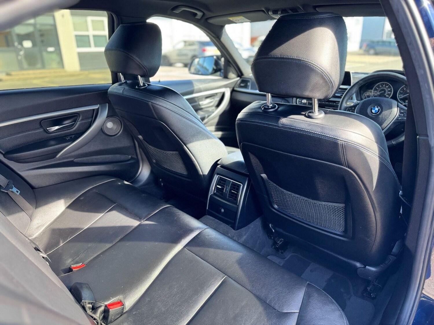 Used BMW 3 Series 2017 for sale - 77931017: Photo 32