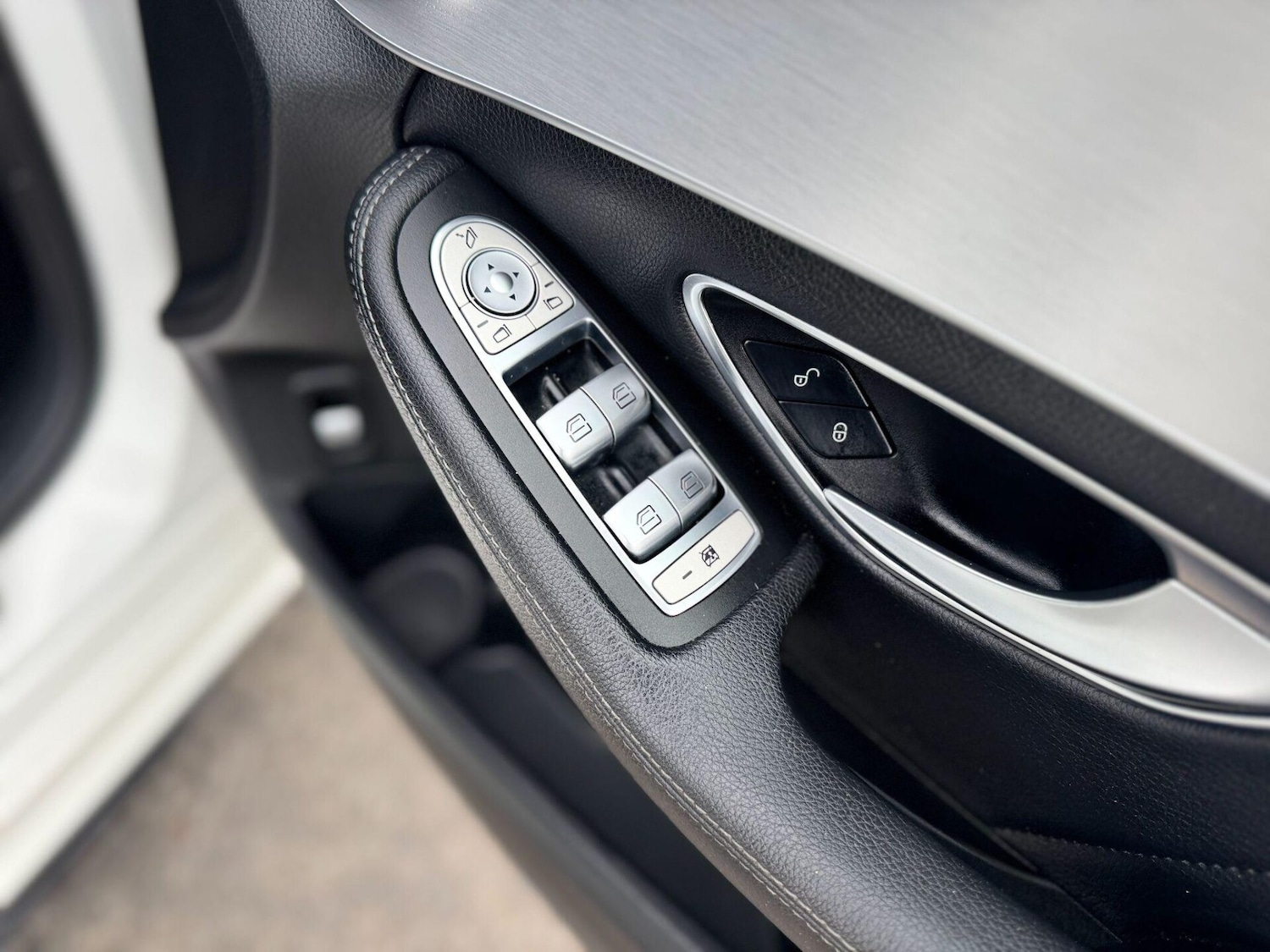 Used Mercedes-Benz C Class 2016 for sale - 77952101: Photo 18