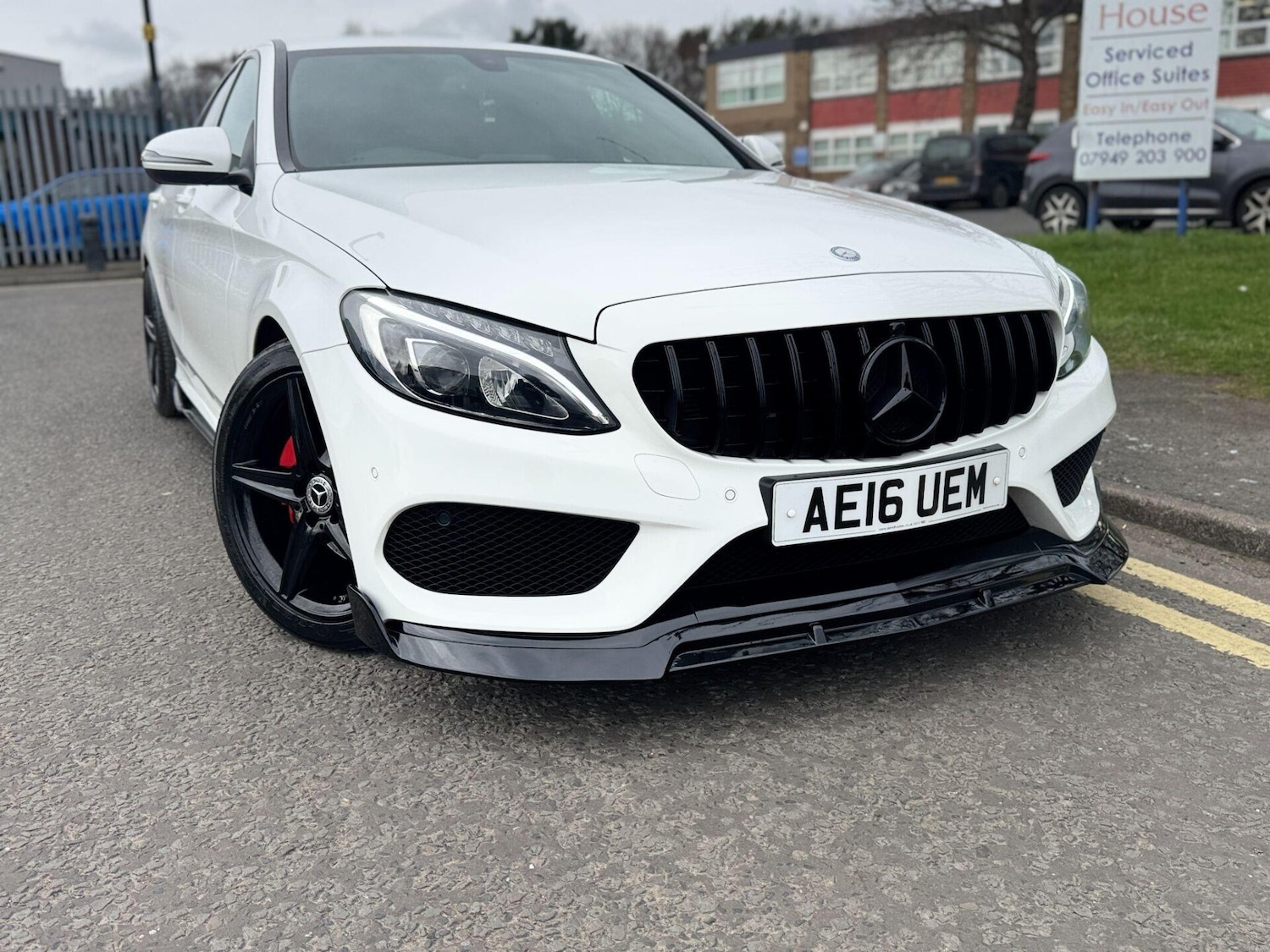 Used Mercedes-Benz C Class 2016 for sale - 77952101: Photo 2