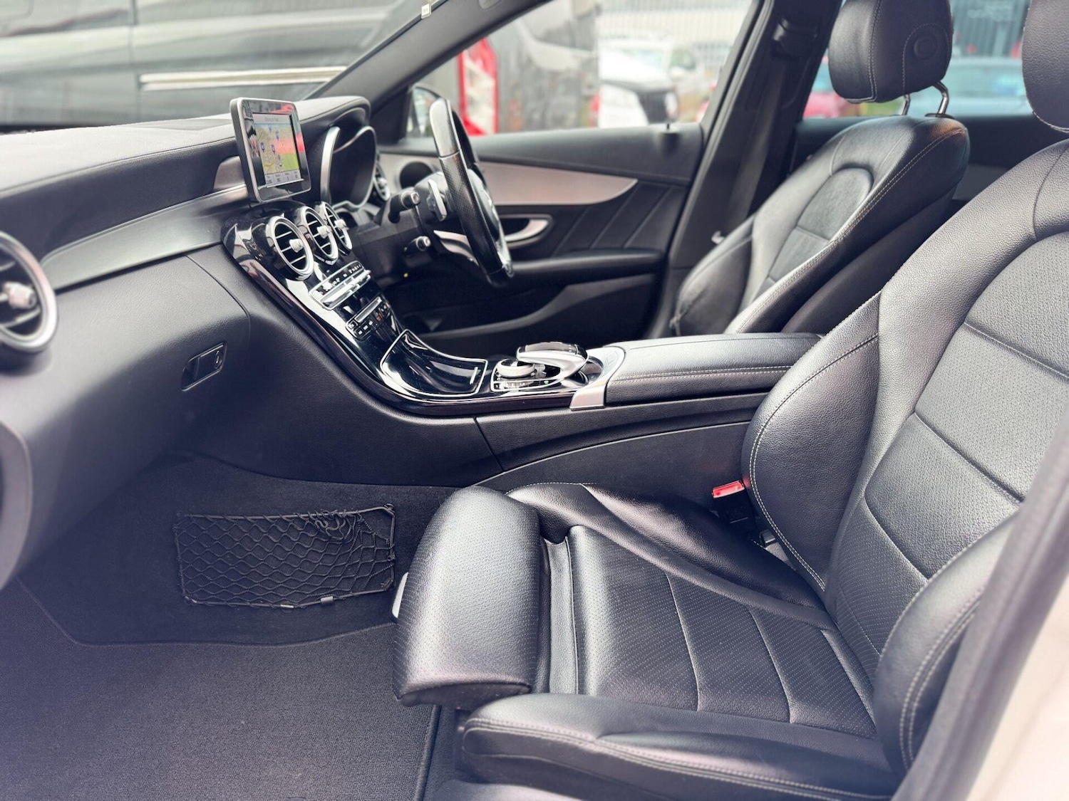 Used Mercedes-Benz C Class 2016 for sale - 77952101: Photo 24