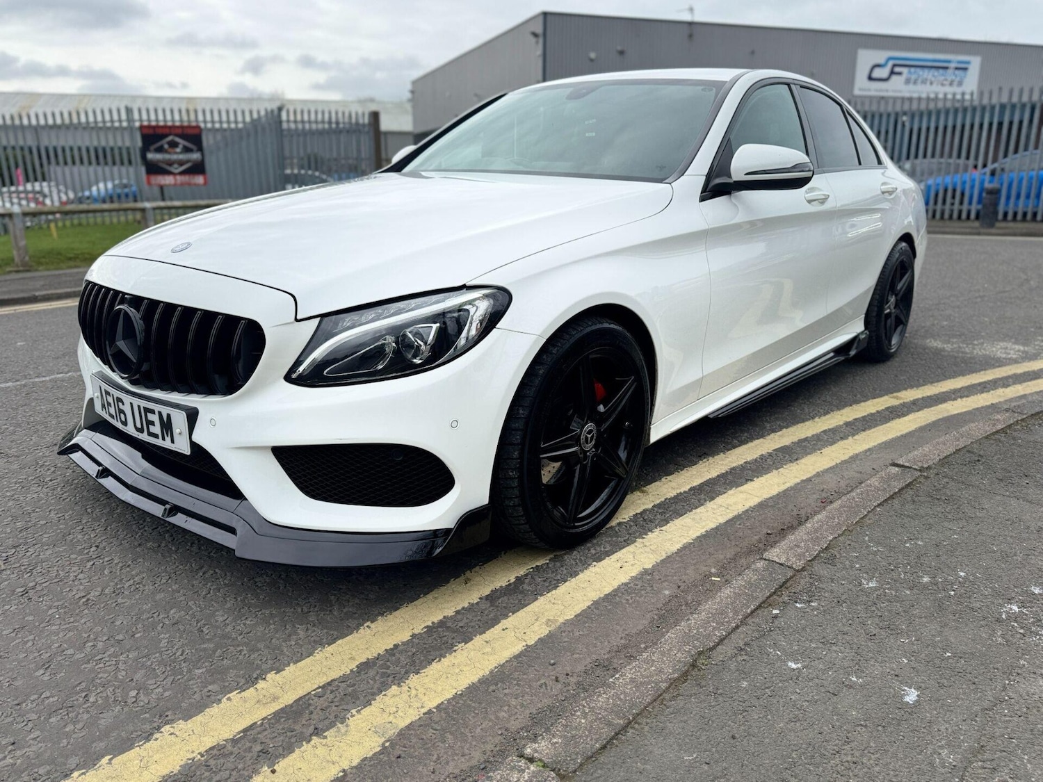 Used Mercedes-Benz C Class 2016 for sale - 77952101: Photo 4