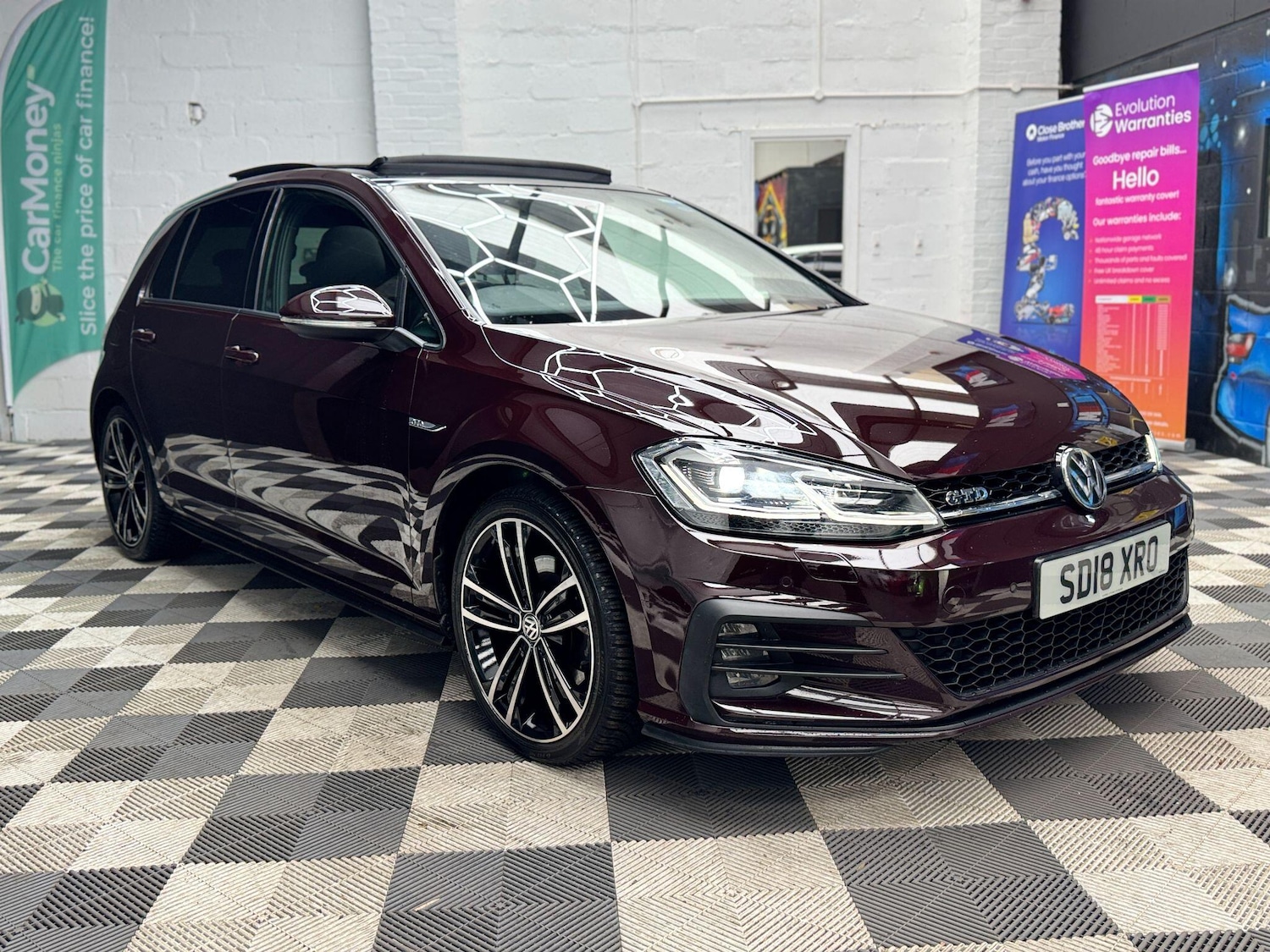 Used Volkswagen Golf 2018 for sale - 77611976: Photo 8