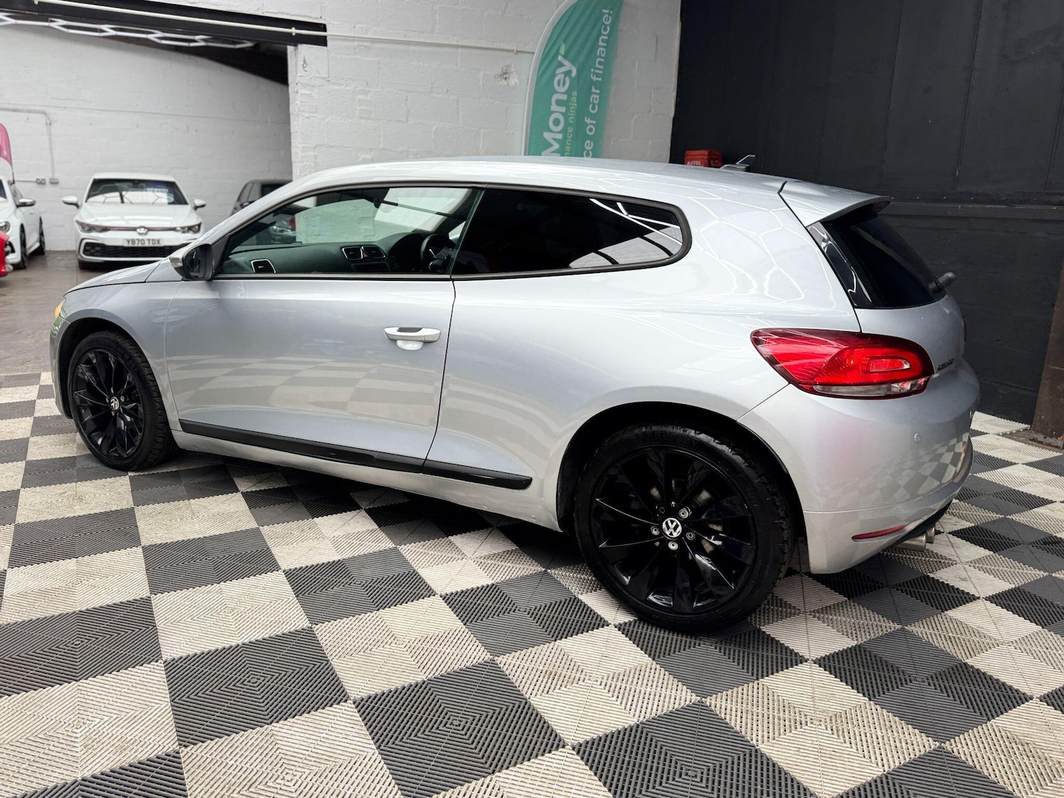 Used Volkswagen Scirocco 2013 for sale - 77657689: Photo 18
